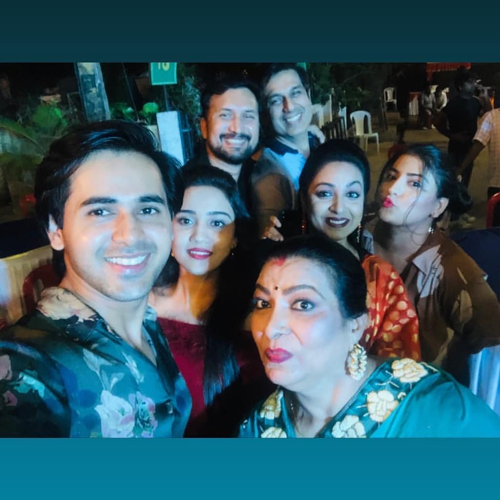 Yeh Un Dinon Ki Baat Hai: Sameer and Naina dance together at 400 episodes celebration 3