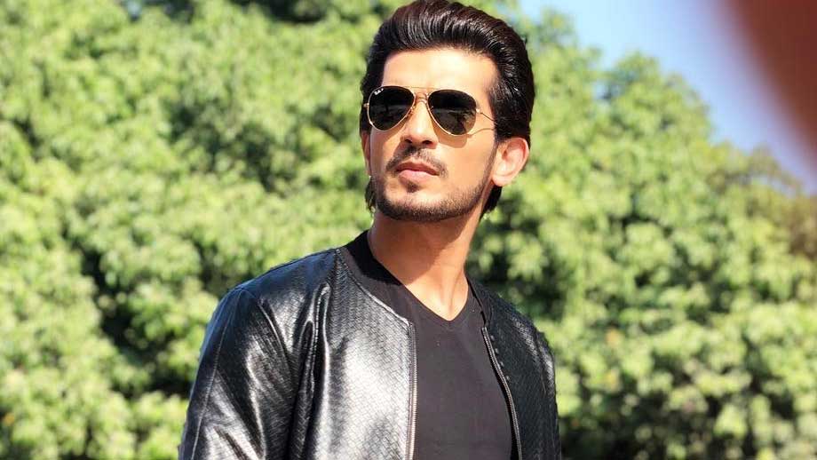 Arjun Bijlani gets saved from a major accident