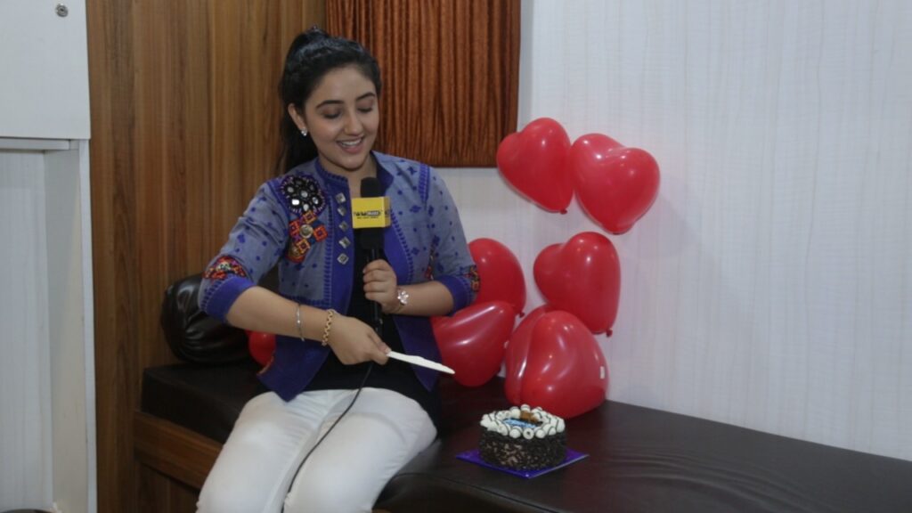 Ashnoor Kaur celebrates birthday with IWMBuzz.com - 3