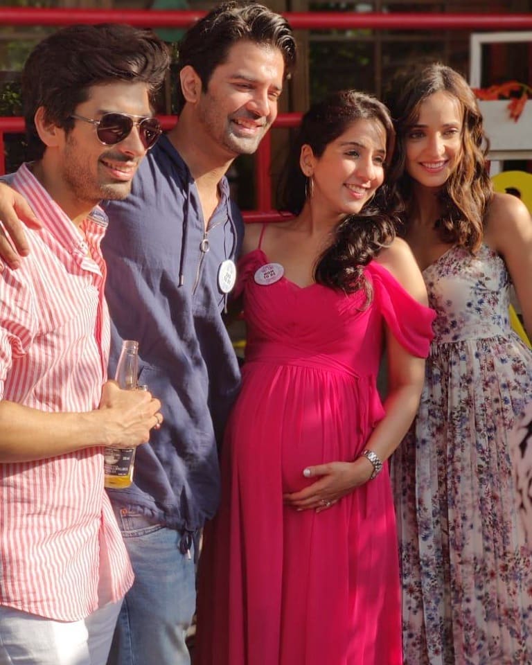 Baby shower of Barun Sobti’s wife Pashmeen Manchanda - 4