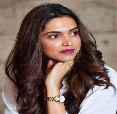 Deepika Padukone: The Reigning Bollywood Queen 1