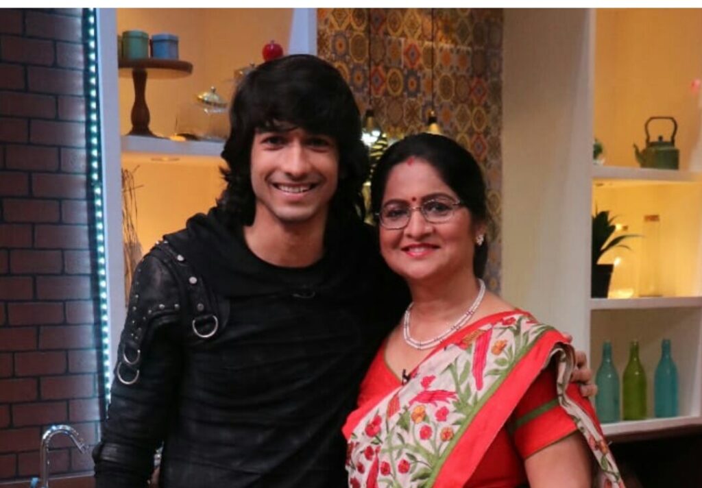 "My mother is the one who recognized the dancer within me" - Shantanu Maheshwari