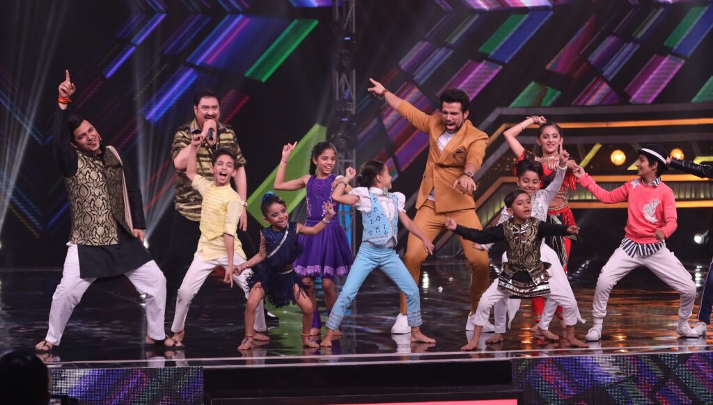 Super Dancer Chapter 3: Mother’s Day special episode with Kumar Sanu - 2