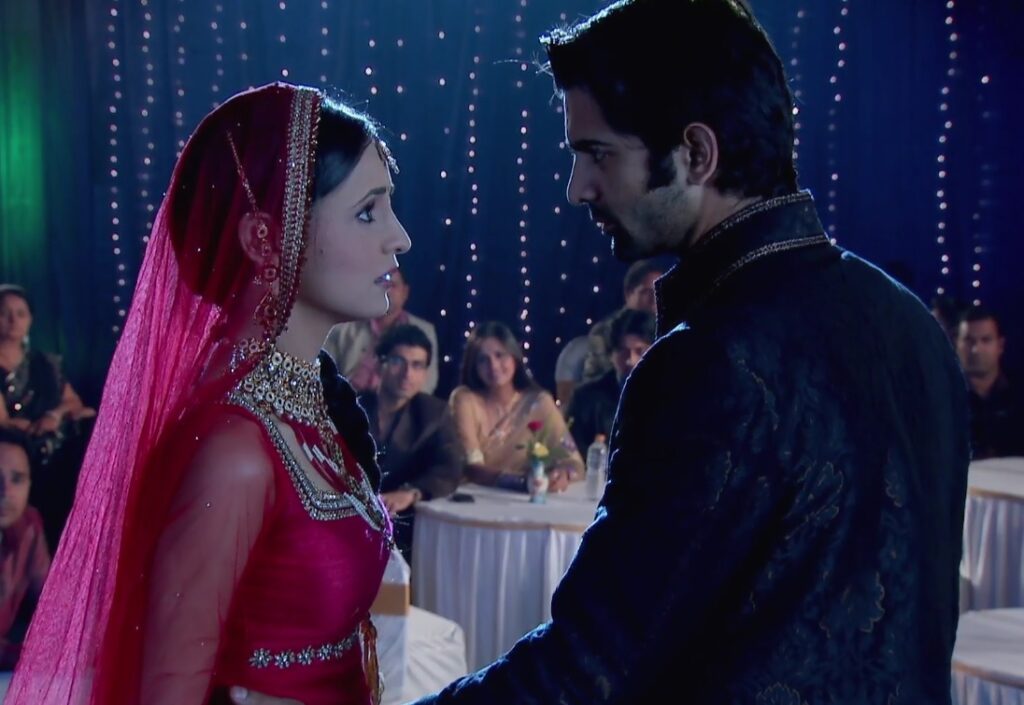 Sad emotional moments of Arnav-Khushi from Iss Pyaar Ko Kya Naam Doon - 1