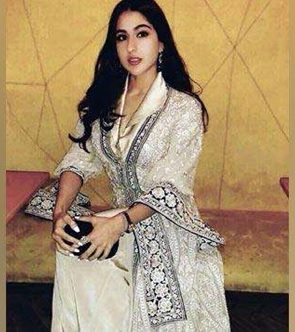 Sara Ali Khan looks regal in traditional outfits. Here’s proof…. - 0