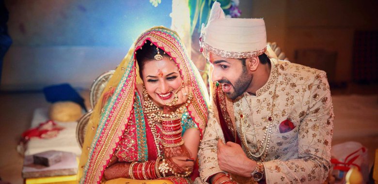 Divyanka Tripathi and Vivek Dahiya adorable couple pictures - 3