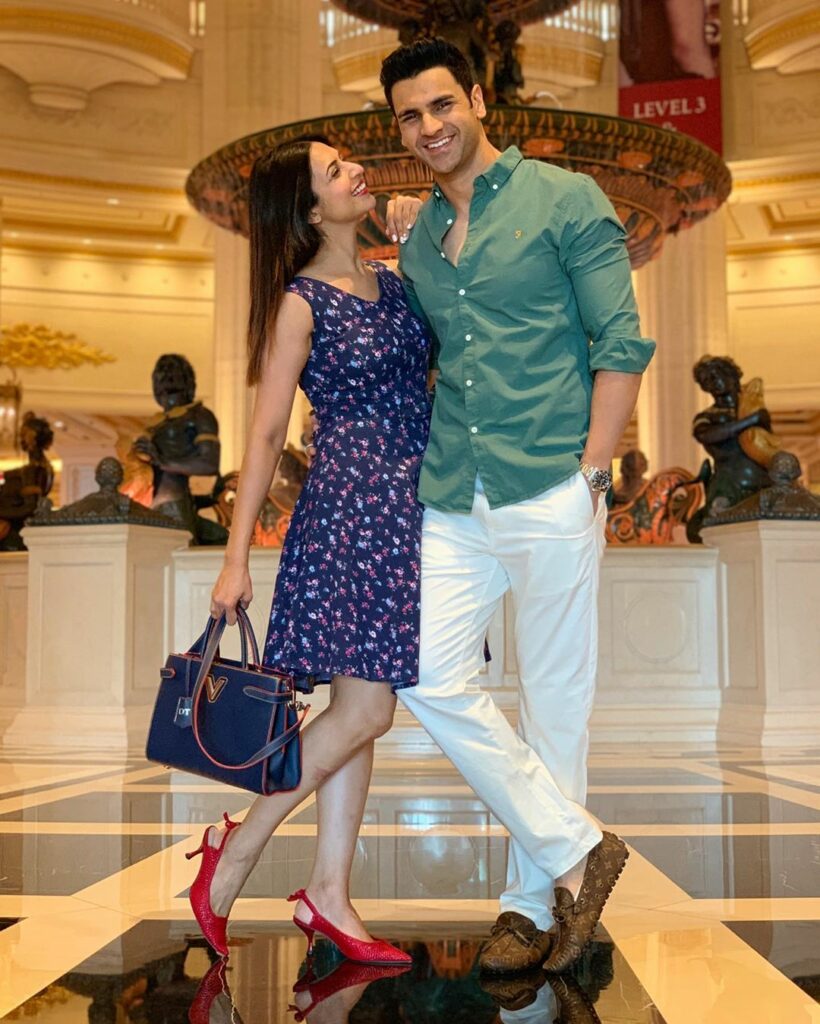 Divyanka Tripathi and Vivek Dahiya’s romantic pictures from Macau - 0