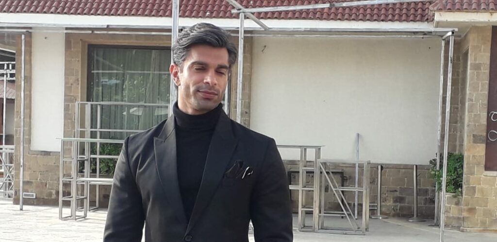 First look revealed: Karan Singh Grover as Mr Bajaj in Kasautii Zindagi Kay - 0