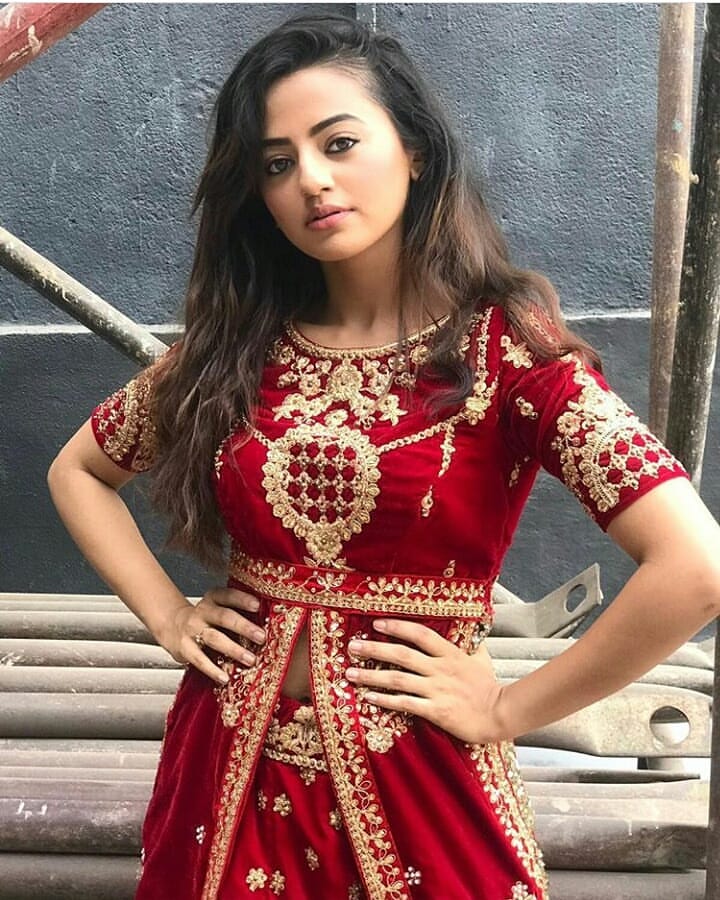 Helly Shah’s adorable pictures! - 6