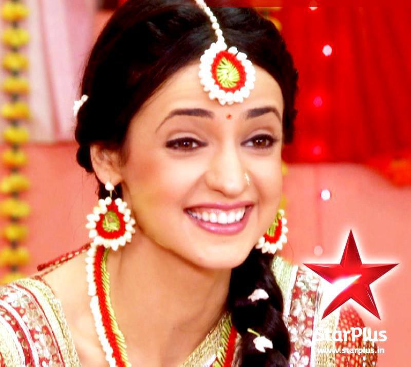 Iss Pyaar Ko Kya Naam Doon: Different avatars of Khushi aka Sanaya Irani - 1