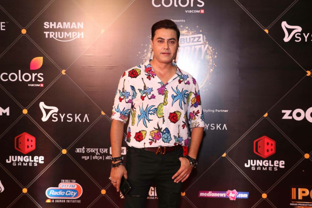 Karan Patel, Erica Fernandes, Zain Imam, Shivangi Joshi and more grace the red carpet of IWMBuzz Party - 2