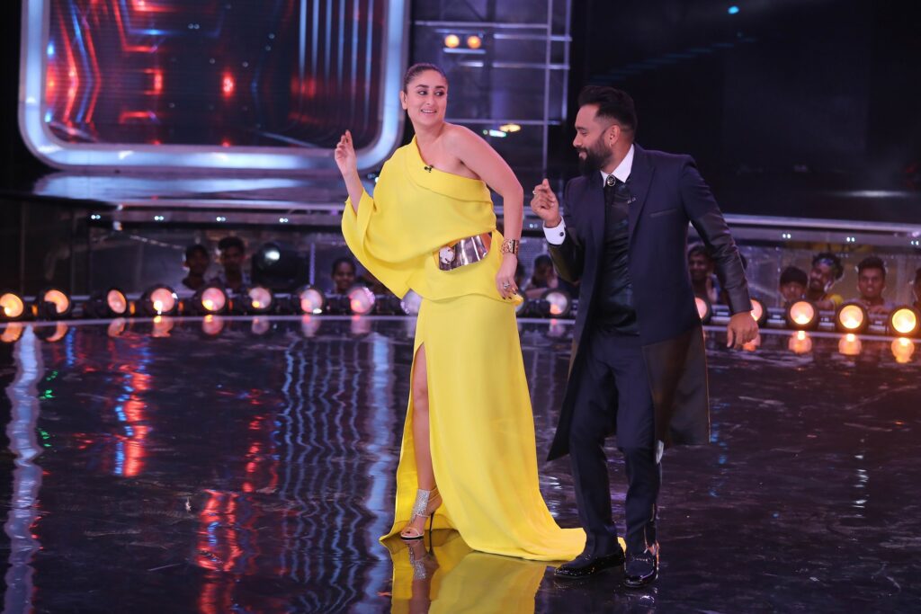 Kareena Kapoor Khan recreates her iconic Mauja Hi Mauja on Dance India Dance  - 0