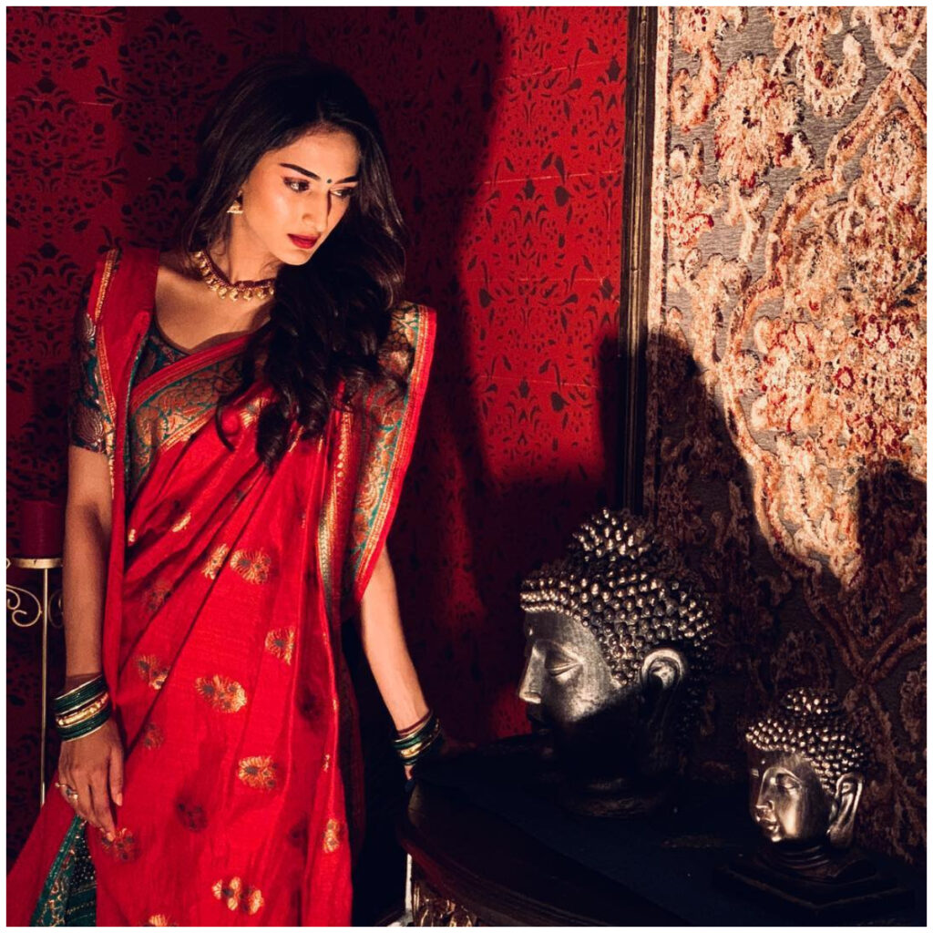 Kasautii Zindagi Kay’s actor Erica Fernandes’s love for ethnic wear - 0