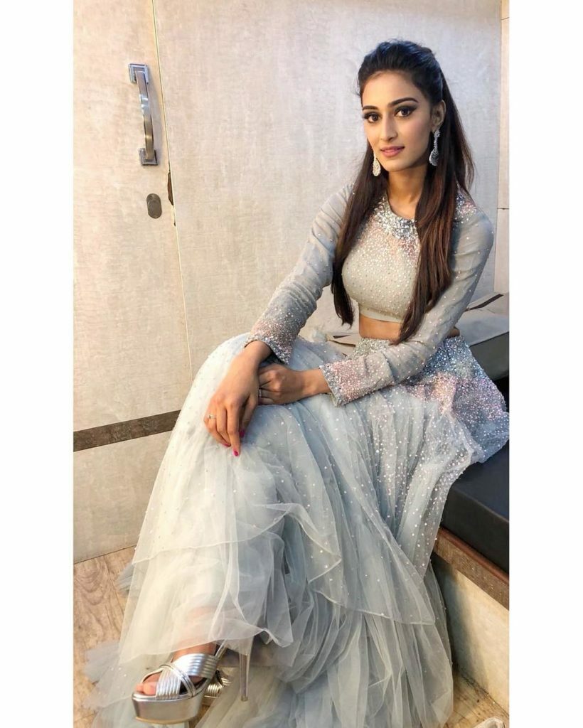 Kasautii Zindagi Kay’s actor Erica Fernandes’s love for ethnic wear - 2