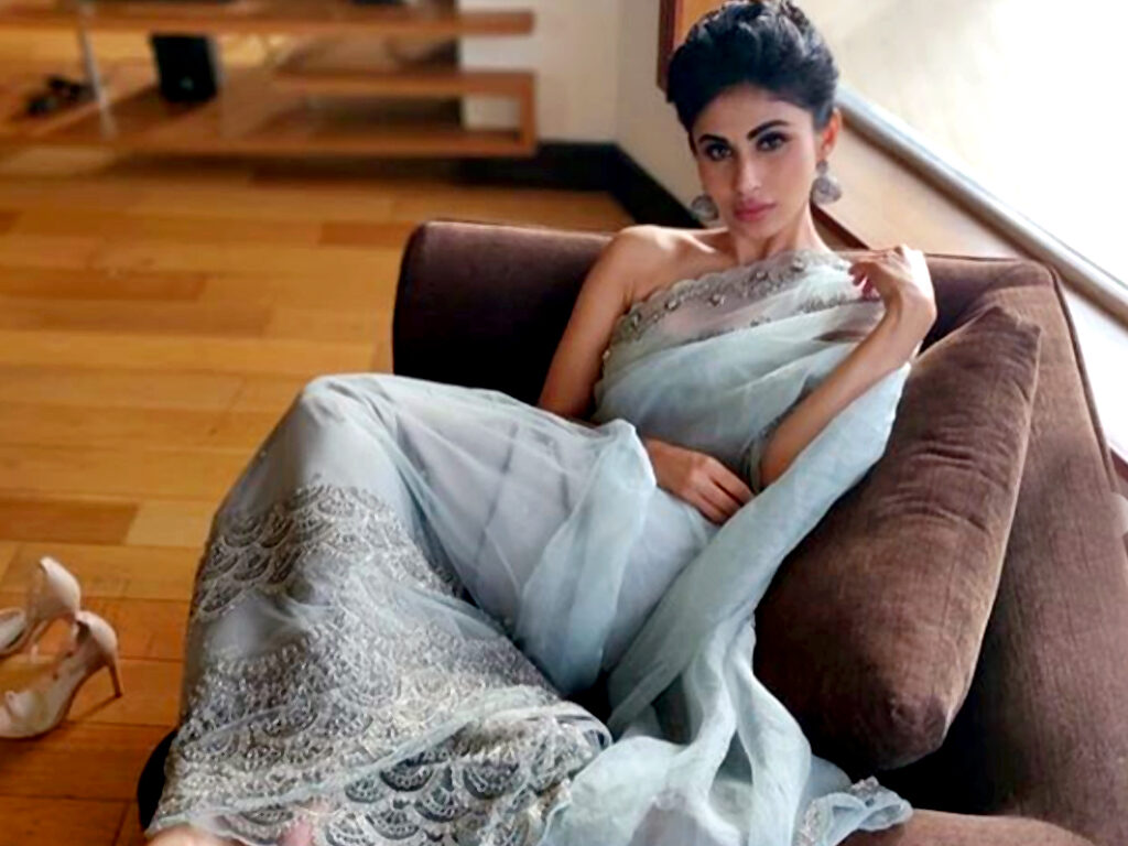 Mouni Roy: The queen of hearts - 5