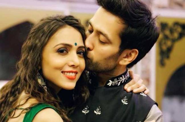 Nakuul Mehta and Jankee Parekh give major couple goals - 0