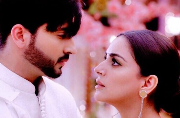 Our favorite Kundali Bhagya jodi Karan & Preeta are made for each other. These pictures show why!