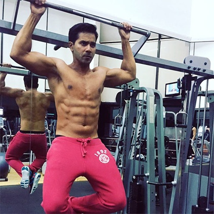 Varun Dhawan and his sizzling hot shirtless charm - 3