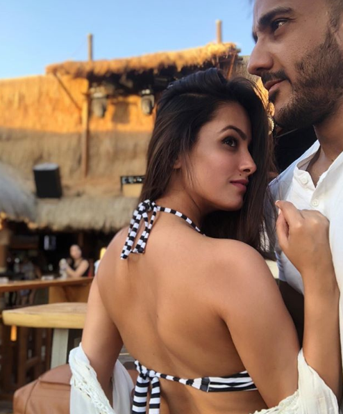 Get Some Goals From Anita Hassanandani & Rohit Reddy’s Romantic Travel Date - 6