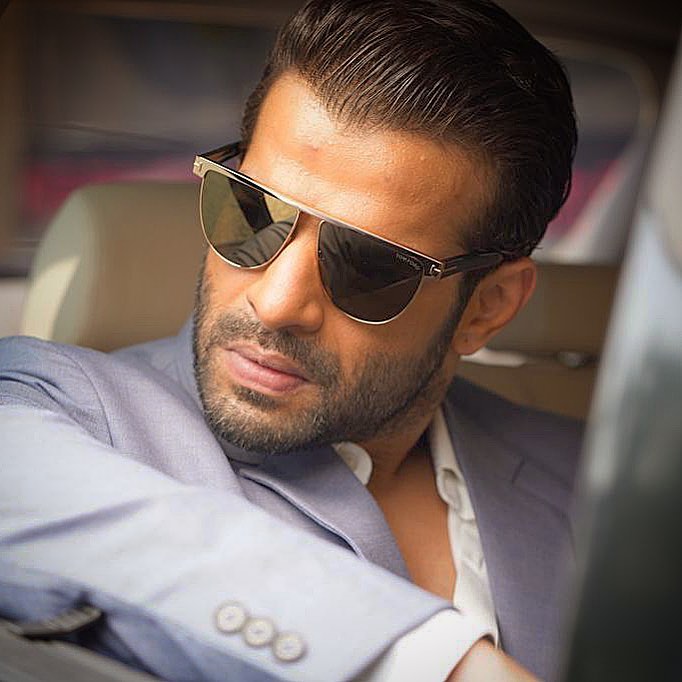  Yeh Hai Mohabbatein: Karan Patel rugged looks - 5