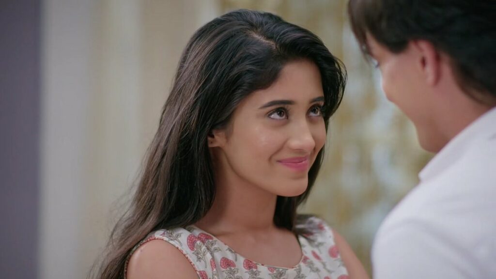 Yeh Rishta Kya Kehlata Hai: Shivangi Joshi and her Charismatic smile - 1