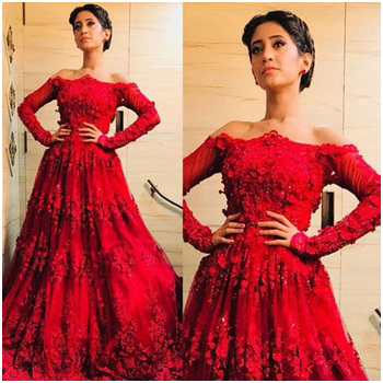 Yeh Rishta Kya Kehlata Hai: Shivangi Joshi’s red hot looks - 2