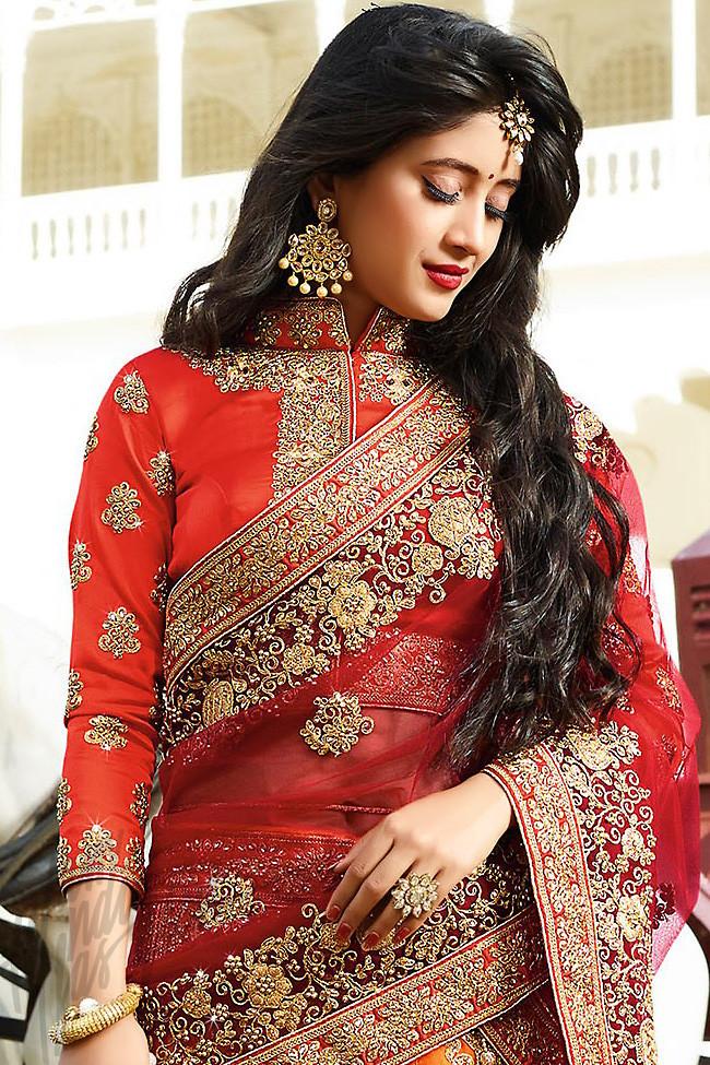 Yeh Rishta Kya Kehlata Hai: Shivangi Joshi’s red hot looks - 5