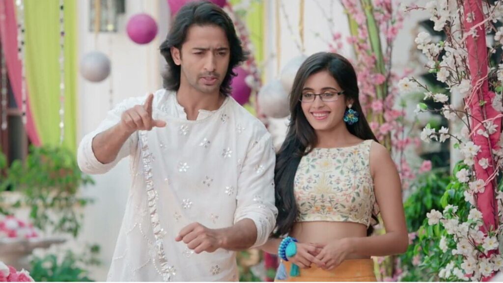 Yeh Rishtey Hai Pyaar Ke: Best Of Family Function Outfits Of Shaheer Sheikh and Rhea Sharma - 5