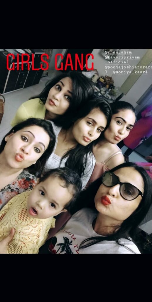 Yeh Rishtey Hain Pyaar Ke girl gang party together - 2