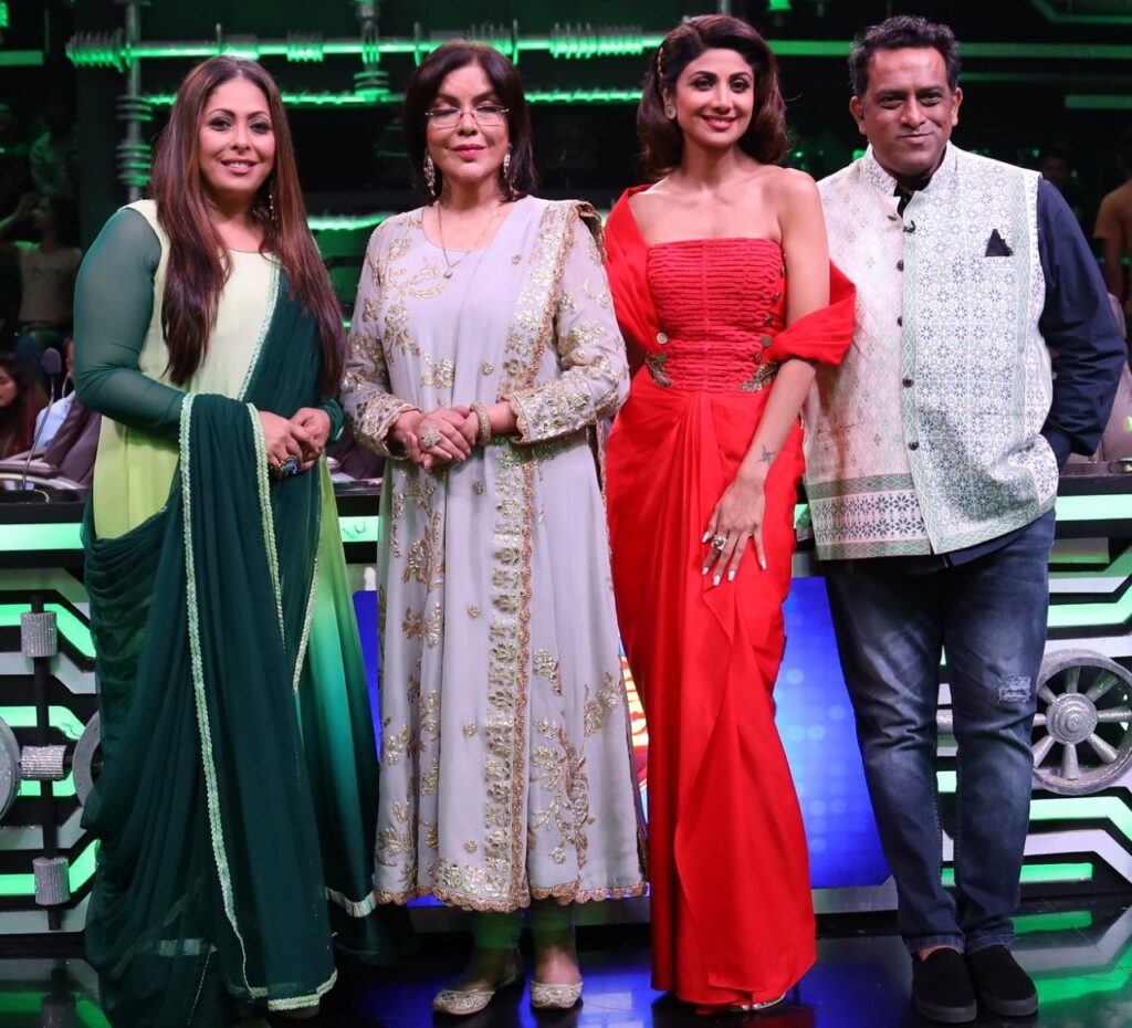 Zeenat Aman, Aruna Irani, Bindu on Super Dancer Chapter 3 - 2