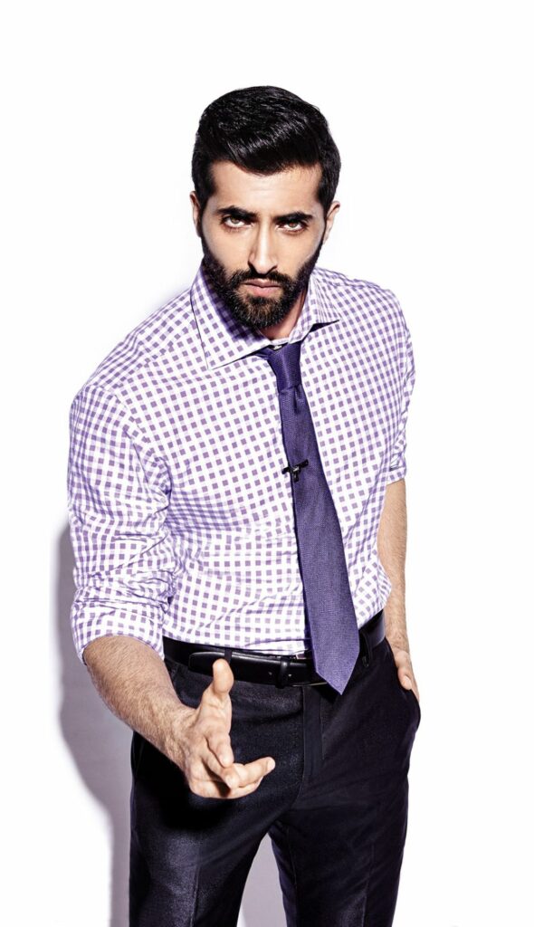 [In Pics] Akshay Oberoi: The uber-cool casual man - 4