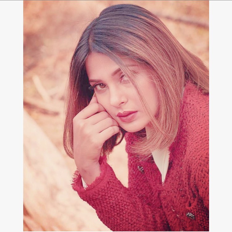 [Photos] Bold and beautiful: Jennifer Winget - 3