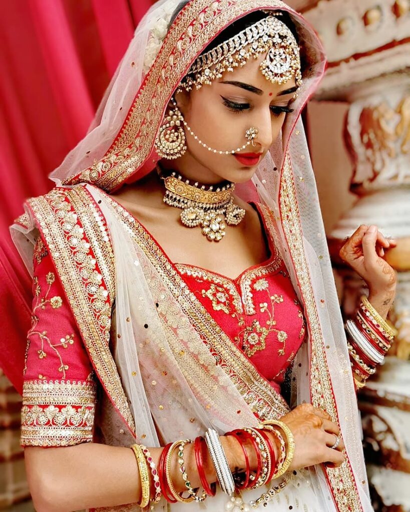 Kasautii Zindagii Kay’s Erica Fernandes’ Wedding Dresses From The Show Are Dreamy - 0