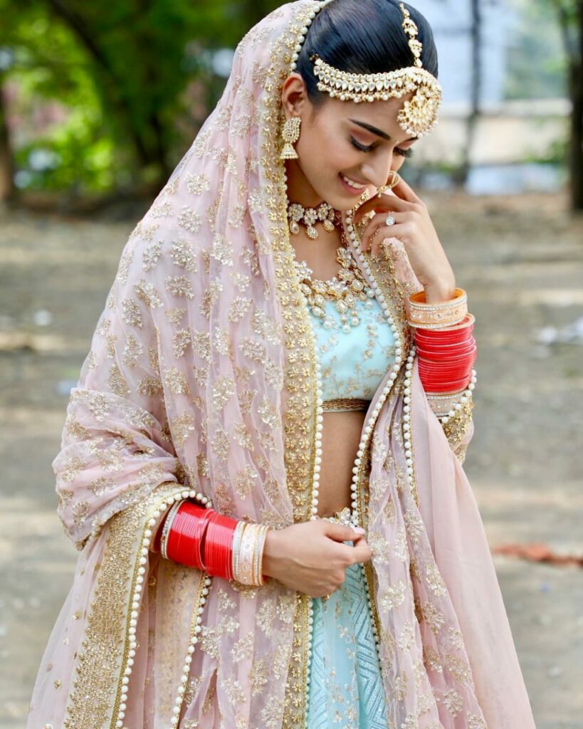 Kasautii Zindagii Kay’s Erica Fernandes’ Wedding Dresses From The Show Are Dreamy - 1