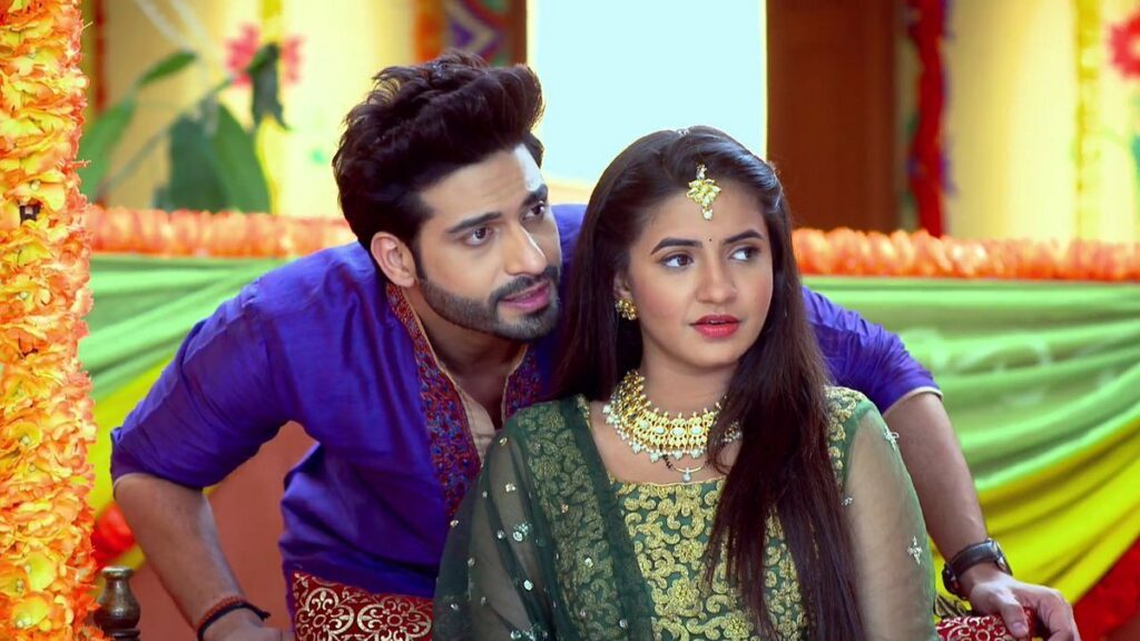 Chakor and Sooraj’s romantic moments from Udaan - 7