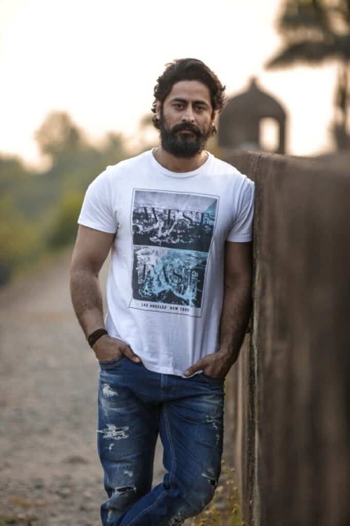 Devon Ke Dev Mahadev actor Mohit Raina’s transformation pictures - 4