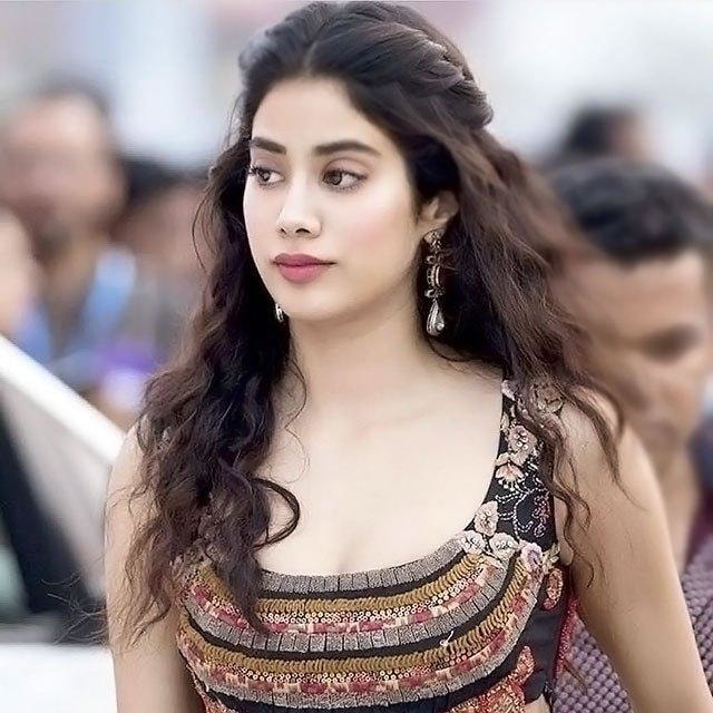 Get candid with Janhvi Kapoor - 1