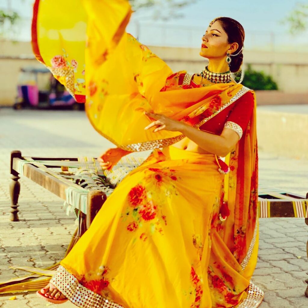 Rubina Dilaik’s Hottest Saree Moments To Make You Feel The Heat - 2