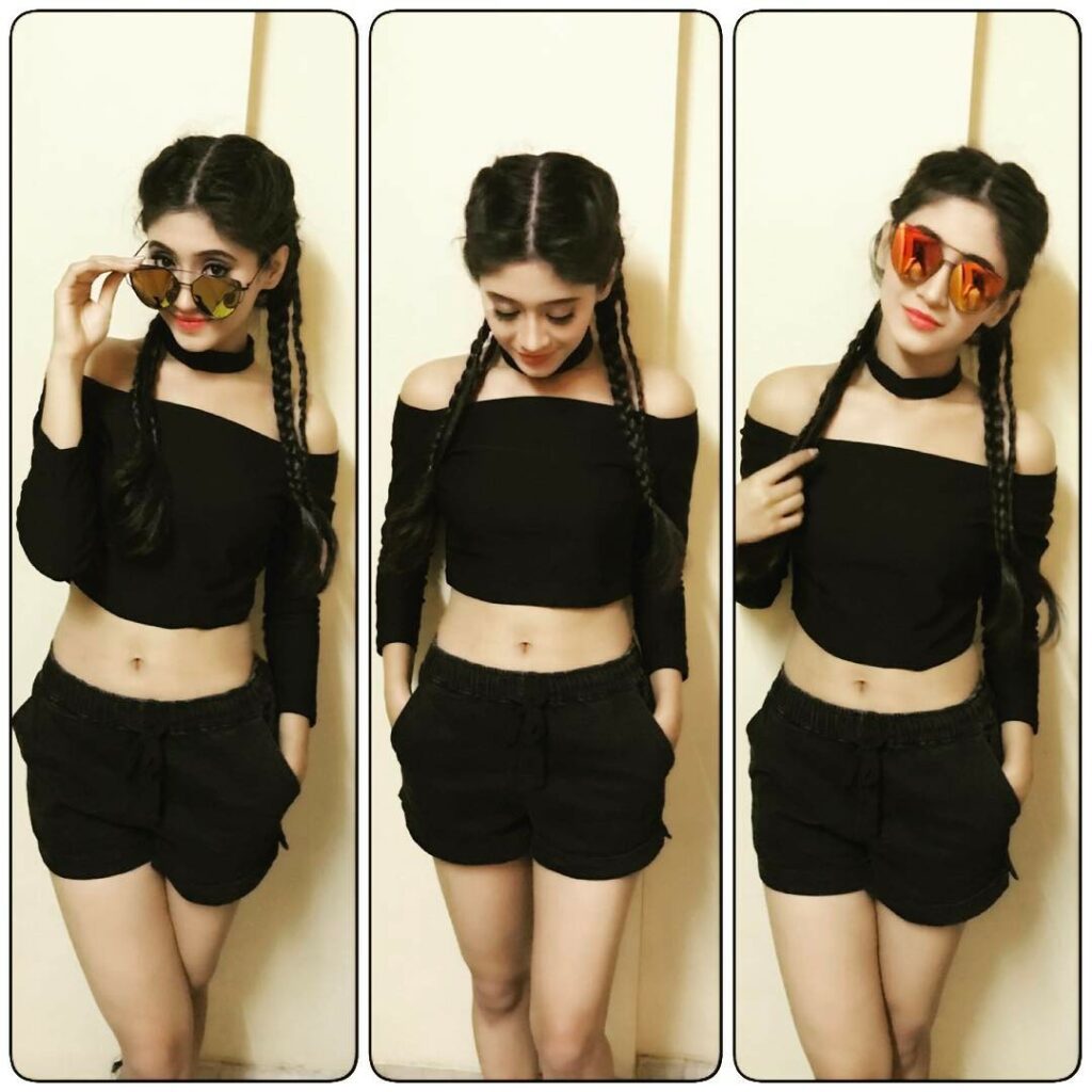 Get goofy with Shivangi Joshi check photos - 4