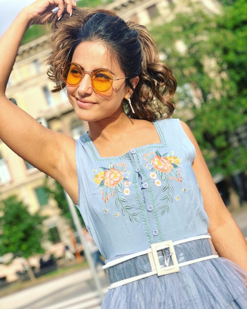 Hina Khan and her sun-kissed looks - 2