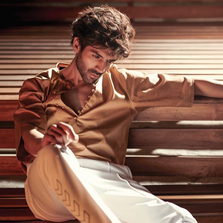 Hot and handsome: Kartik Aaryan - 2