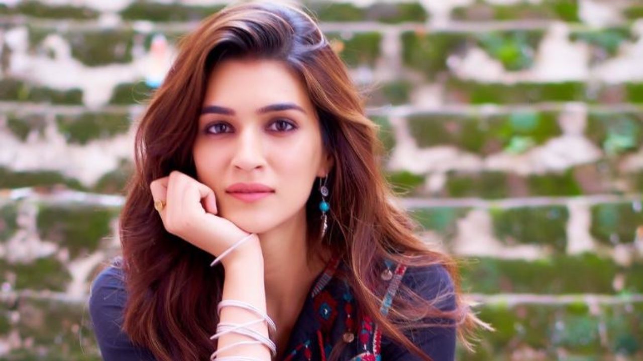 Kriti Sanon’s Akshay Kumar connection