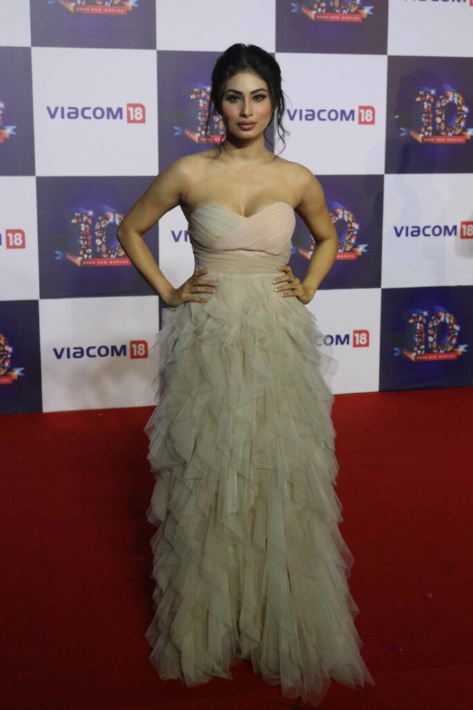 Mouni Roy and her heart-melting gown looks - 5