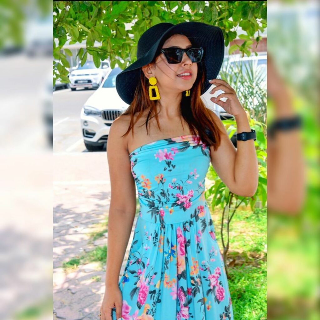 Niti Taylor’s Outfits Are Perfect For Summer Date! - 0