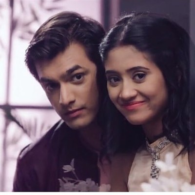 [Photos] The chemistry between Kartik and Naira has us blushing - 2