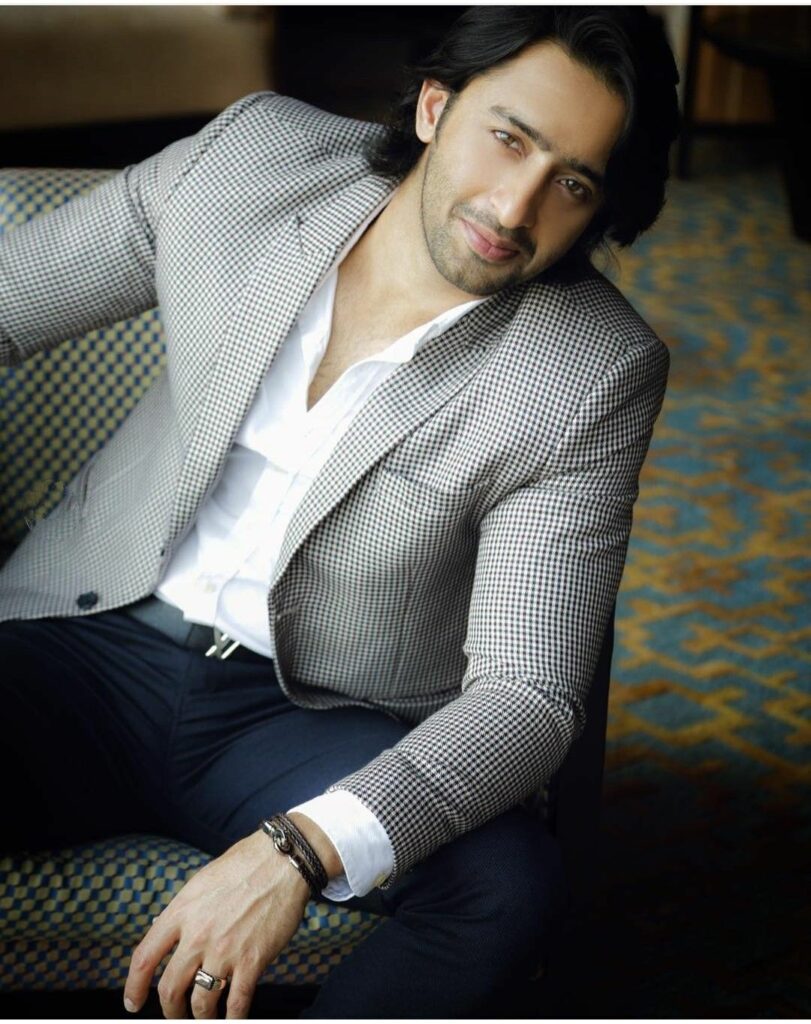 Shaheer Sheikh and his suit look! - 3