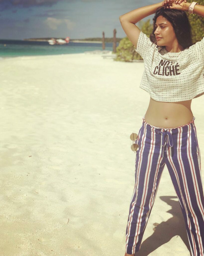 Surbhi Chandna: The ultimate fashion babe - 2