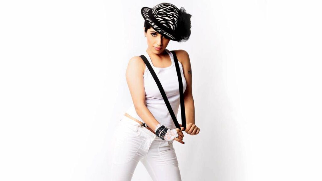 We rate the best songs by the beautiful singer Neha Bhasin