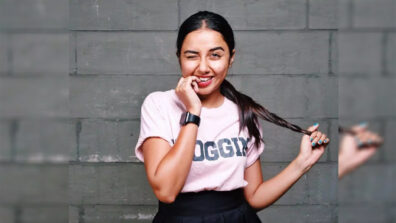 What makes MostlySane aka Prajakta Koli so popular?