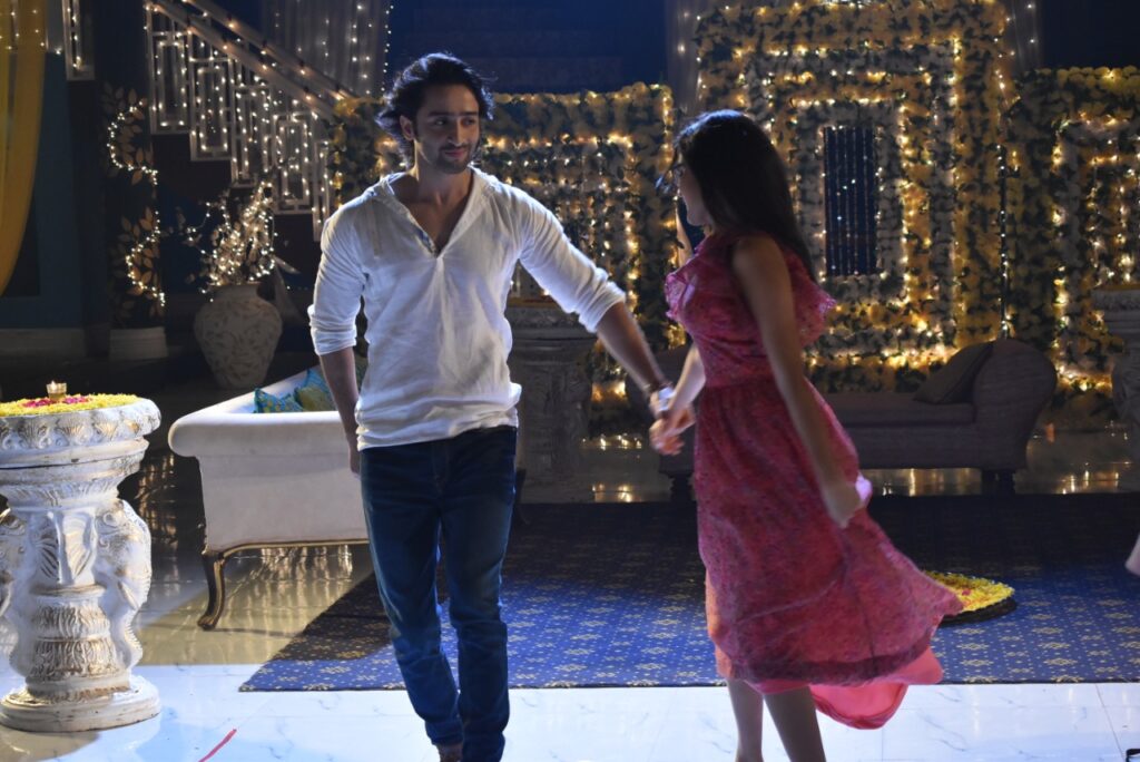 Abir and Mishti’s romantic dream sequence in Yeh Rishtey Hain Pyaar Ke - 3